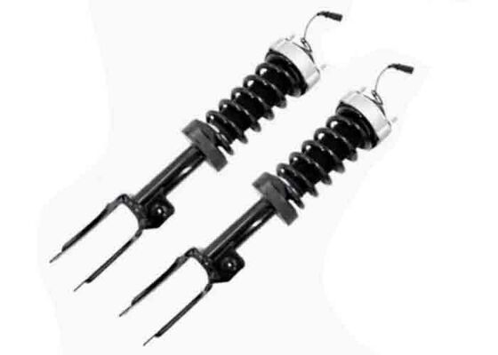 7P6413031AQ 7P6413032AP Frontenschlagdämpfer Strut Assys w/PASM für den VW Touareg Porsche Cayenne 92A 2011-2018.